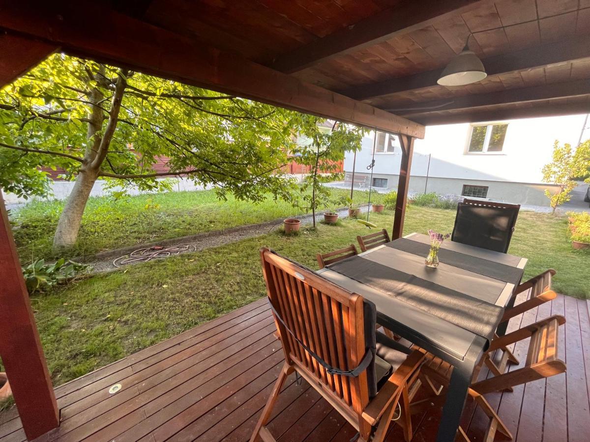 Apartment Malina - Free Private Parking Ljubljana Bagian luar foto